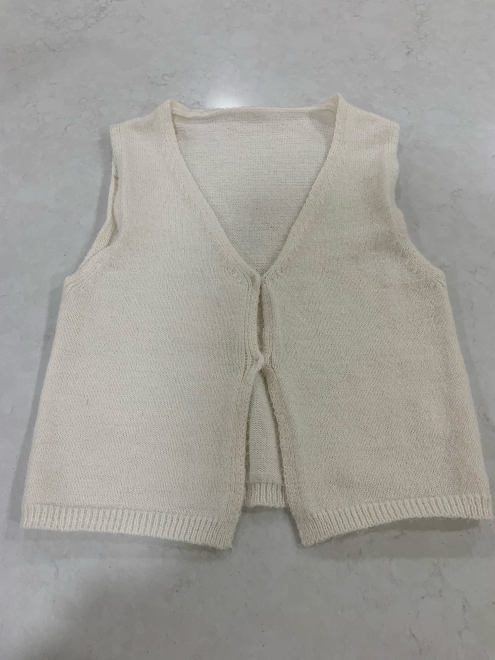 Soft Cream V-Neck Vest size Small